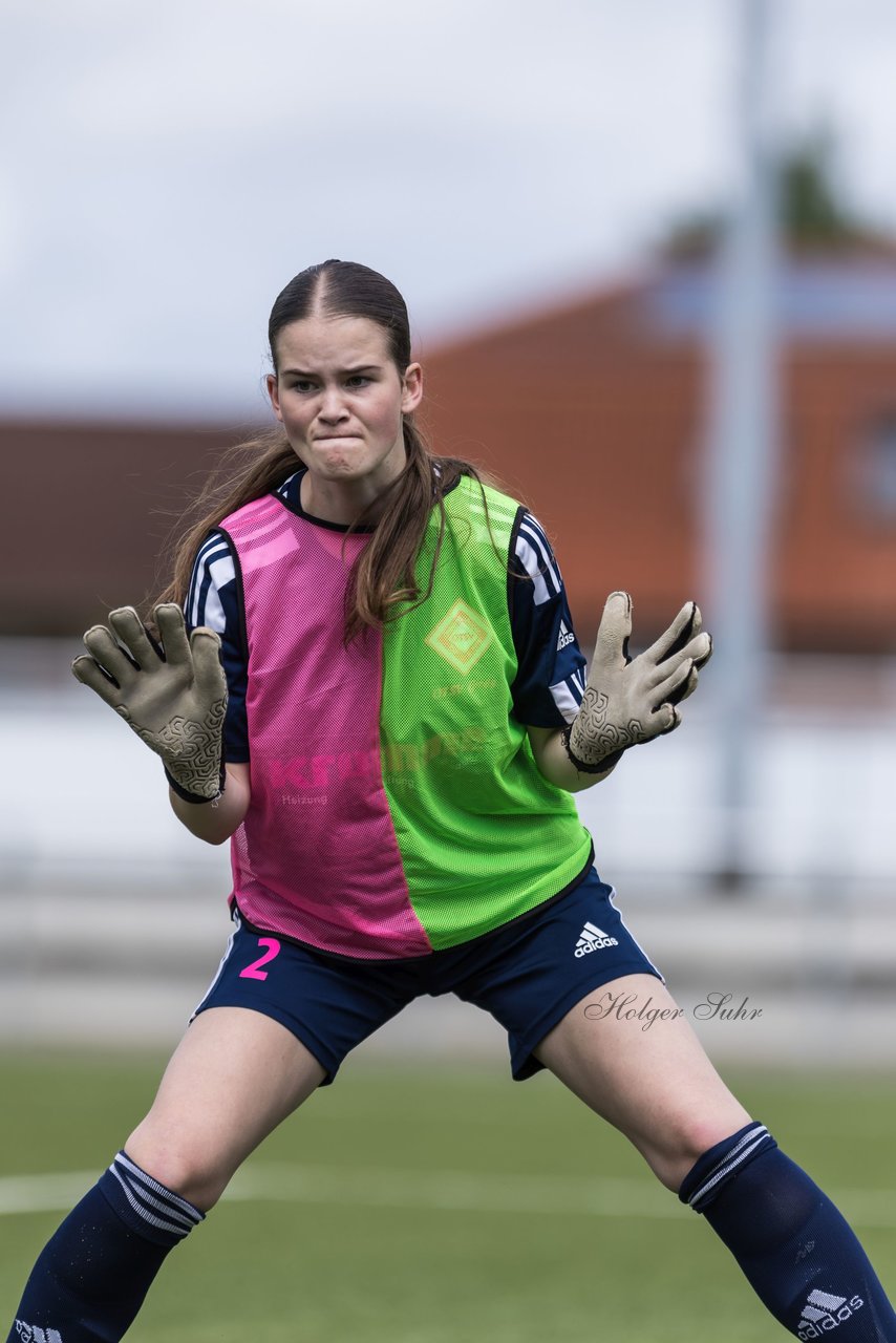 Bild 131 - wCJ Osterroenfelder TSV - VfL Pinneberg : Ergebnis: 0:15